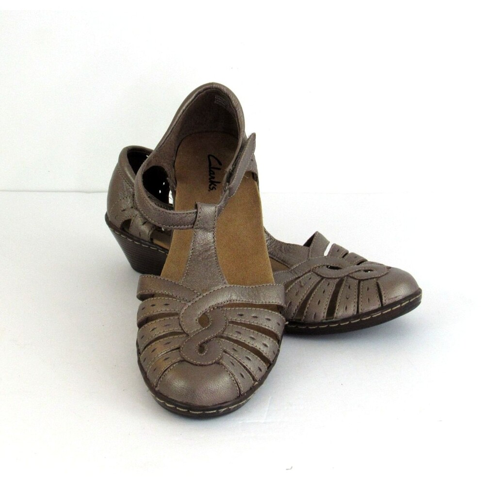 Clarks Wendy Sandals Size 8 Fisherman T-Strap Leather Metallic Bronze Comfort